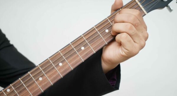 guitar-chord-hands